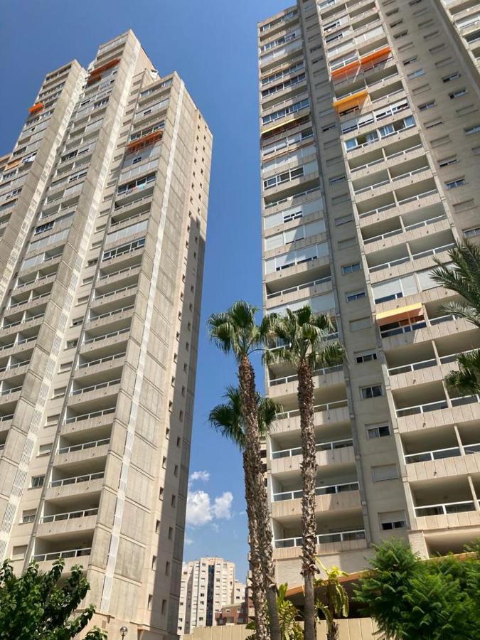 Rascacielo Bonito Mirando Al Mar Benidorm Exterior foto