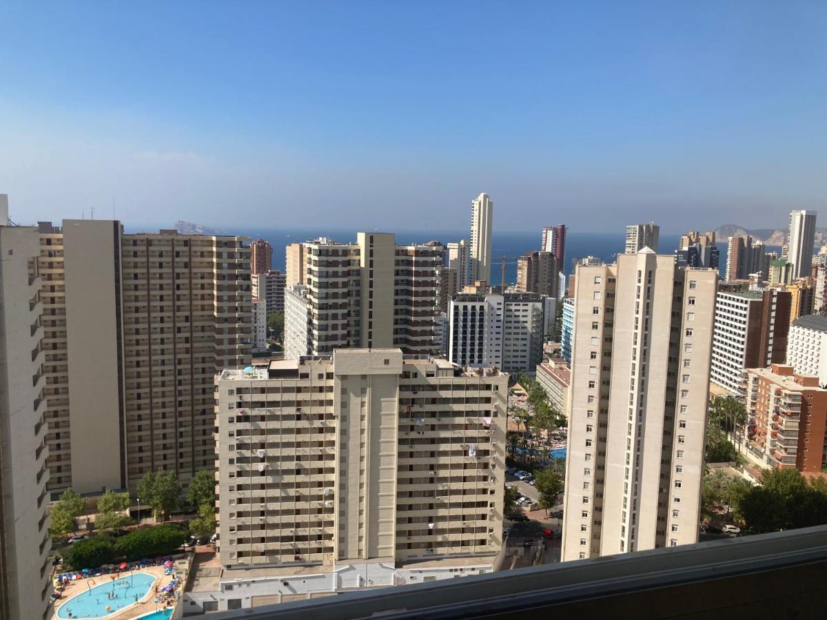 Rascacielo Bonito Mirando Al Mar Benidorm Exterior foto